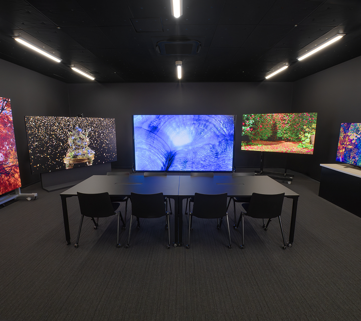 Visual Lab.